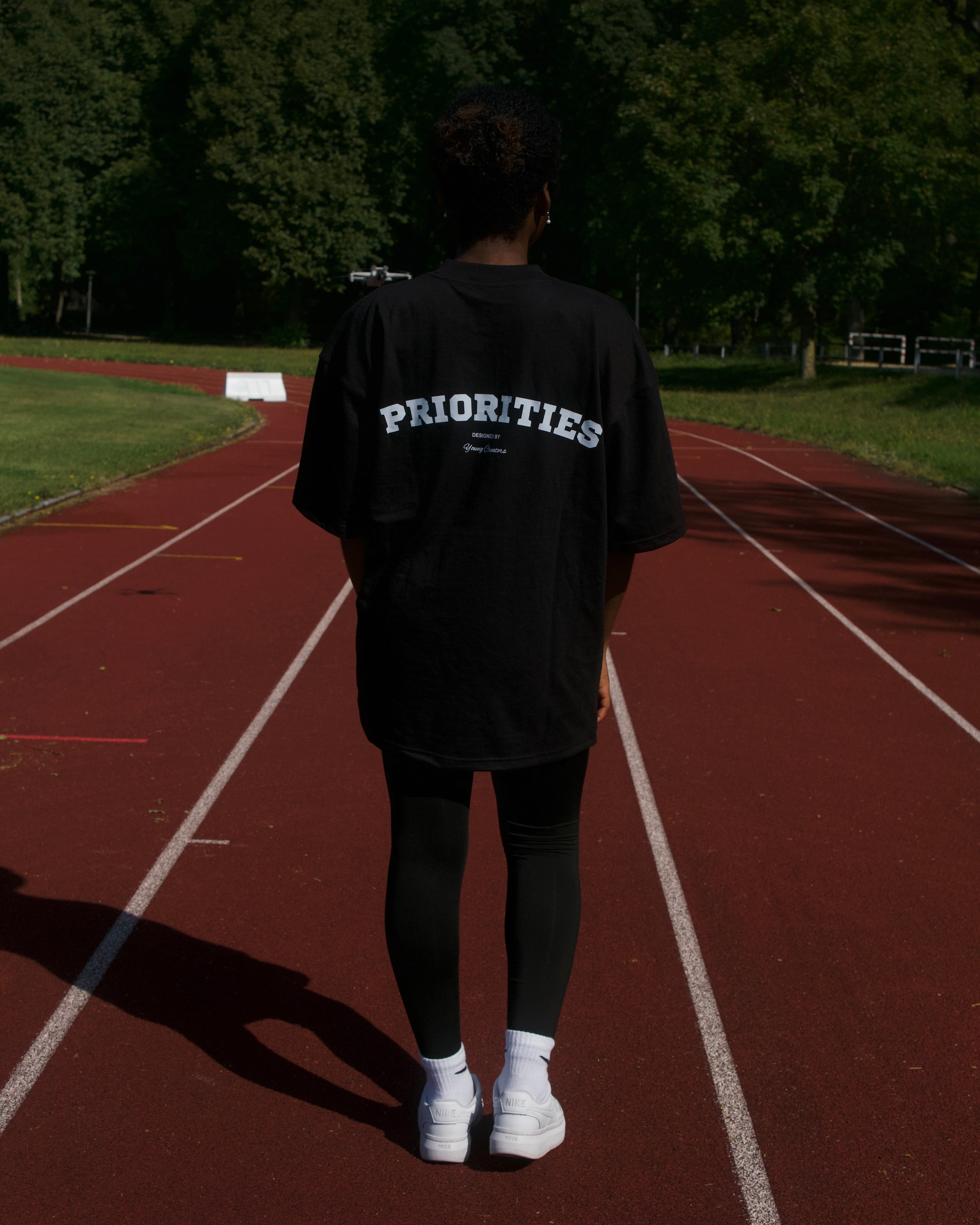 PRIORITIES essential Shirt - Black