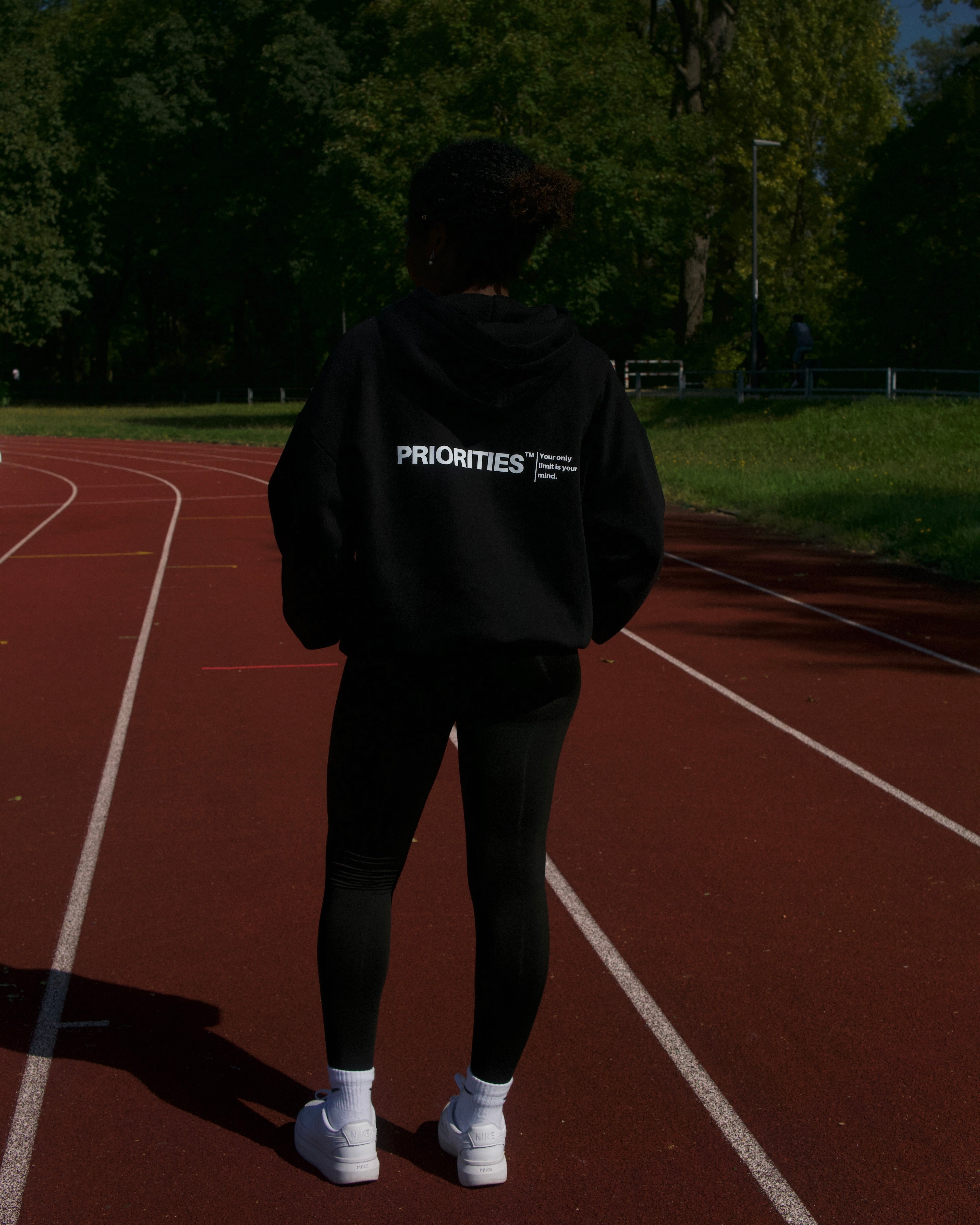 PRIORITIES essential Hoodie - Jet Black